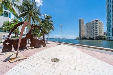 Apartment in Miami, Florida 2 bedrooms, 94.48 sq.m. № 2084067 - photo 25