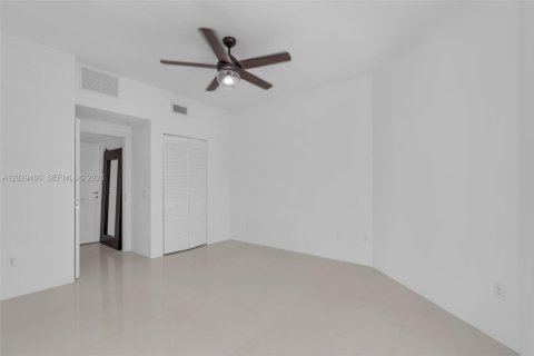 Apartment in Miami, Florida 2 bedrooms, 94.48 sq.m. № 2084067 - photo 18