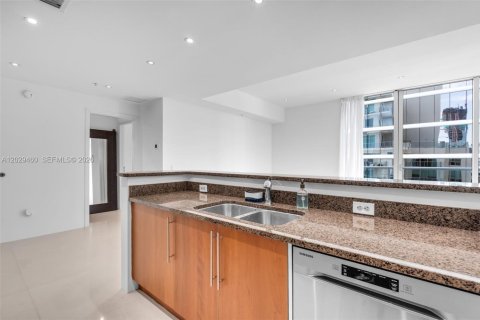 Apartment in Miami, Florida 2 bedrooms, 94.48 sq.m. № 2084067 - photo 5