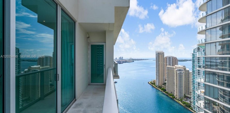 Apartment in Miami, Florida 2 bedrooms, 94.48 sq.m. № 2084067