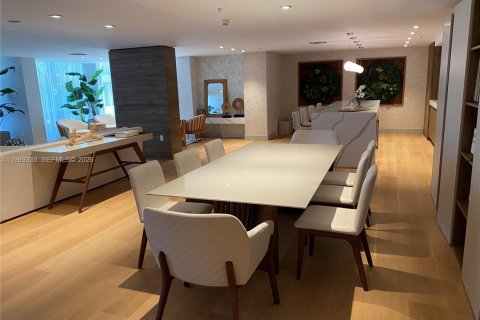 Купить кондоминиум в Бей-Харбор-Айлендс, Флорида 1 спальня, 91.04м2, № 2064107 - фото 25