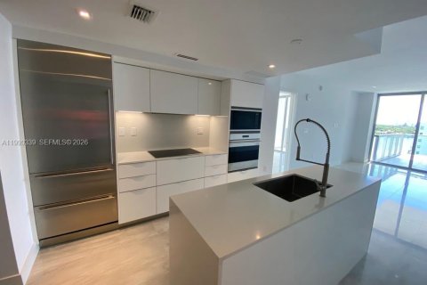 Купить кондоминиум в Бей-Харбор-Айлендс, Флорида 1 спальня, 91.04м2, № 2064107 - фото 7