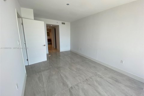 Купить кондоминиум в Бей-Харбор-Айлендс, Флорида 1 спальня, 91.04м2, № 2064107 - фото 14