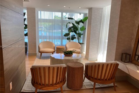 Купить кондоминиум в Бей-Харбор-Айлендс, Флорида 1 спальня, 91.04м2, № 2064107 - фото 24