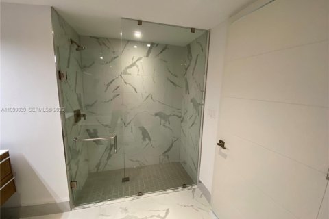 Купить кондоминиум в Бей-Харбор-Айлендс, Флорида 1 спальня, 91.04м2, № 2064107 - фото 20