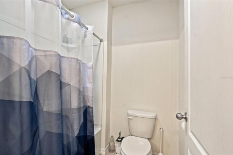 Villa ou maison à vendre à Sanford, Floride: 5 chambres, 243.96 m2 № 2419520 - photo 29