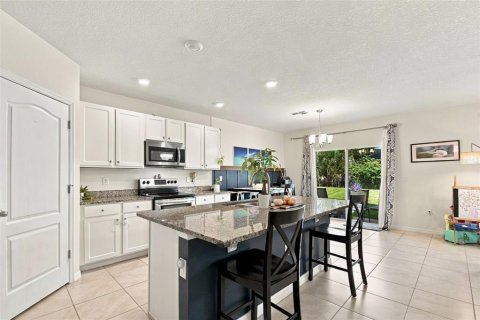 Villa ou maison à vendre à Sanford, Floride: 5 chambres, 243.96 m2 № 2419520 - photo 6