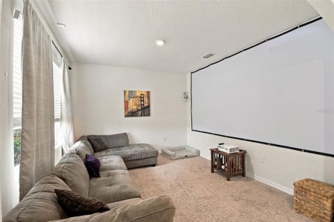Villa ou maison à vendre à Sanford, Floride: 5 chambres, 243.96 m2 № 2419520 - photo 2
