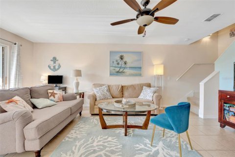 Copropriété à vendre à Sarasota, Floride: 2 chambres, 113.71 m2 № 1673658 - photo 4