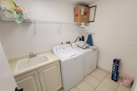 Снять в аренду квартиру в Сарасота, Флорида 6 комнат, 113.34м2, № 1915690 - фото 17