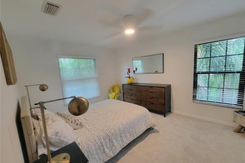 Снять в аренду квартиру в Сарасота, Флорида 6 комнат, 113.34м2, № 1915690 - фото 14