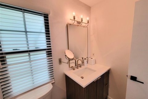 Снять в аренду квартиру в Сарасота, Флорида 6 комнат, 113.34м2, № 1915690 - фото 13