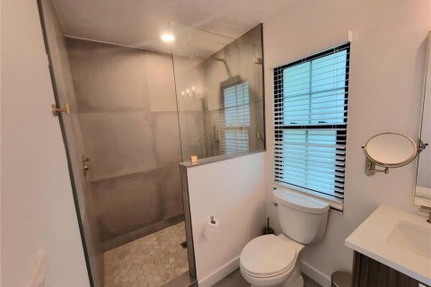 Снять в аренду квартиру в Сарасота, Флорида 6 комнат, 113.34м2, № 1915690 - фото 12