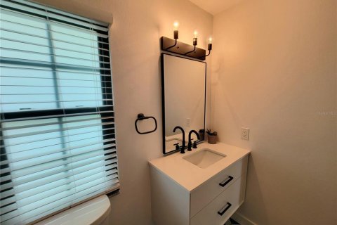 Снять в аренду квартиру в Сарасота, Флорида 6 комнат, 113.34м2, № 1915690 - фото 16