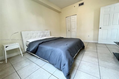 Copropriété à vendre à Miami, Floride: 1 chambre, 75.16 m2 № 2415615 - photo 12