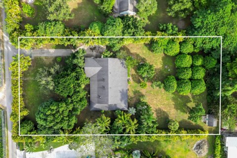 House in Homestead, Florida 3 bedrooms, 220.27 sq.m. № 1738815 - photo 1