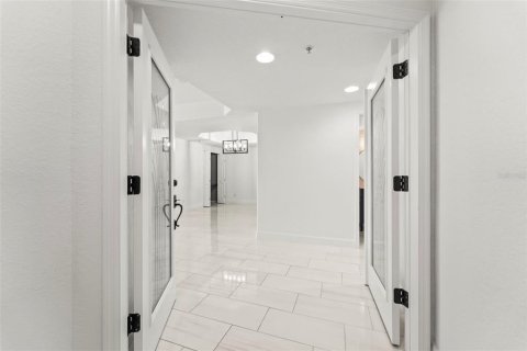 Copropriété à louer à Tierra Verde, Floride: 3 chambres, 233.18 m2 № 2419076 - photo 4