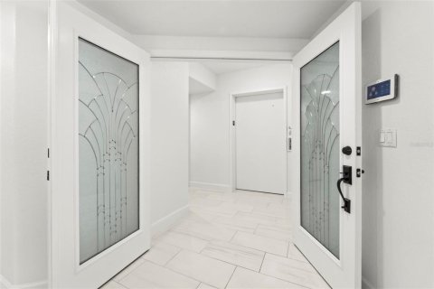 Copropriété à louer à Tierra Verde, Floride: 3 chambres, 233.18 m2 № 2419076 - photo 5