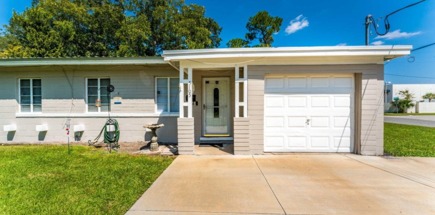 Casa en Jacksonville, Florida 3 dormitorios, 85.1 m2 № 772997