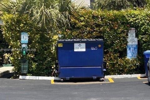 Copropriété à vendre à Sweetwater, Floride: 2 chambres, 91.97 m2 № 1978093 - photo 13