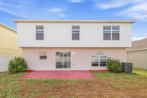 Villa ou maison à louer à Gibsonton, Floride: 3 chambres, 205.78 m2 № 2389423 - photo 17