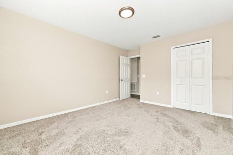 Villa ou maison à louer à Gibsonton, Floride: 3 chambres, 205.78 m2 № 2389423 - photo 13