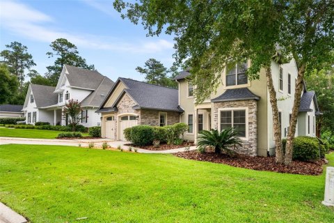 House in Gainesville, Florida 4 bedrooms, 284 sq.m. № 1840089 - photo 4