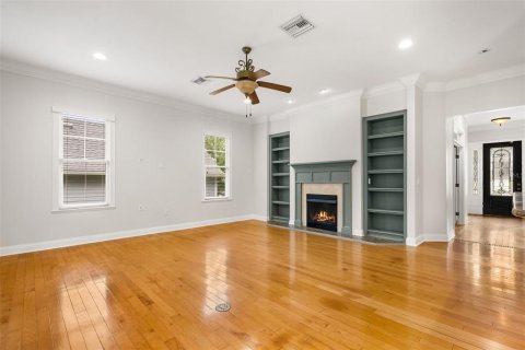 House in Gainesville, Florida 4 bedrooms, 284 sq.m. № 1840089 - photo 19
