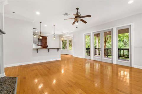 House in Gainesville, Florida 4 bedrooms, 284 sq.m. № 1840089 - photo 21