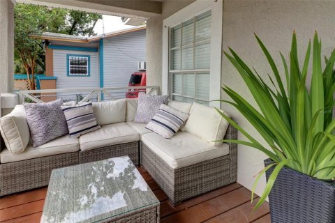Villa ou maison à louer à Tampa, Floride: 2 chambres, 81.75 m2 № 2413792 - photo 6