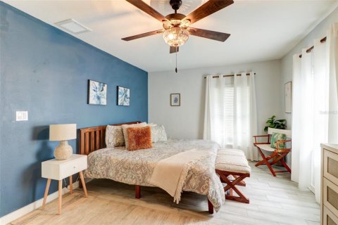 Villa ou maison à louer à Tampa, Floride: 2 chambres, 81.75 m2 № 2413792 - photo 22