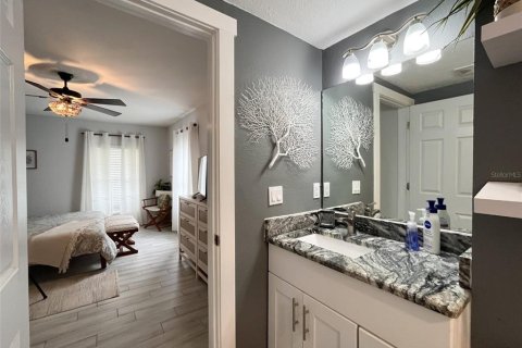 Villa ou maison à louer à Tampa, Floride: 2 chambres, 81.75 m2 № 2413792 - photo 25