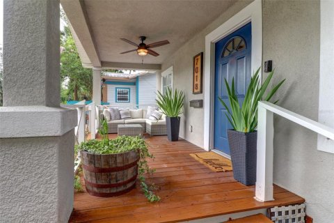Villa ou maison à louer à Tampa, Floride: 2 chambres, 81.75 m2 № 2413792 - photo 4
