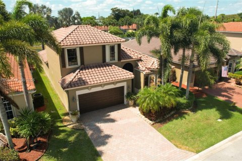 House in Boynton Beach, Florida 5 bedrooms, 226.59 sq.m. № 1728622 - photo 2