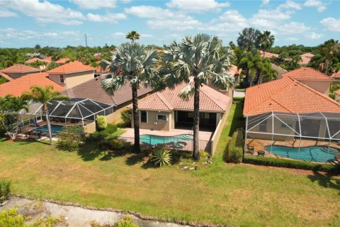 House in Boynton Beach, Florida 5 bedrooms, 226.59 sq.m. № 1728622 - photo 5
