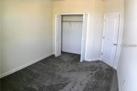 Touwnhouse à vendre à Kissimmee, Floride: 3 chambres, 155.52 m2 № 2123766 - photo 13