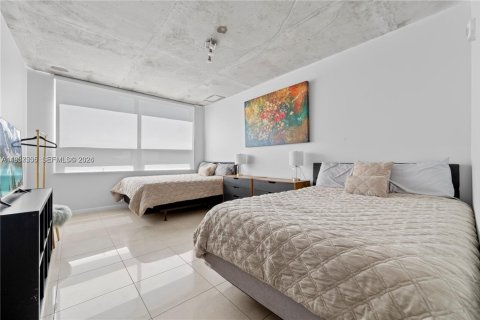 Снять в аренду кондоминиум в Майами, Флорида 2 спальни, 112.88м2, № 1995505 - фото 8