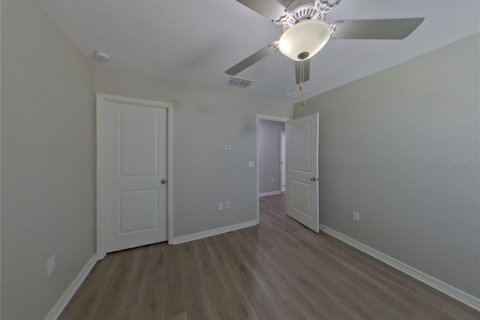 Casa en alquiler en Sun City Center, Florida, 5 dormitorios, 224.36 m2 № 1910991 - foto 13