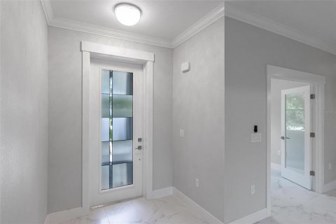 House in Port Charlotte, Florida 3 bedrooms, 156.82 sq.m. № 1803080 - photo 7