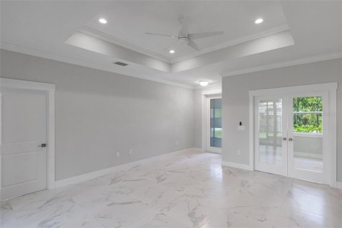 House in Port Charlotte, Florida 3 bedrooms, 156.82 sq.m. № 1803080 - photo 13