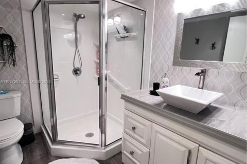 Condo in Lauderhill, Florida, 1 bedroom  № 2035433 - photo 22
