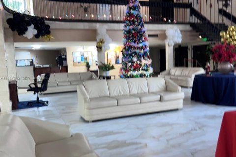 Condo in Lauderhill, Florida, 1 bedroom  № 2035433 - photo 23