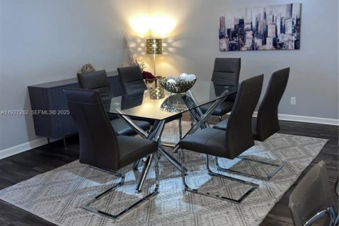 Condo in Lauderhill, Florida, 1 bedroom  № 2035433 - photo 15