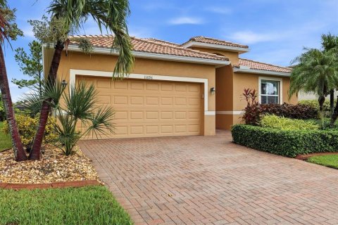 Villa ou maison à vendre à Venice, Floride: 4 chambres, 185.34 m2 № 2409777 - photo 2