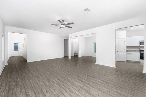 Casa en venta en Lake Alfred, Florida, 4 dormitorios, 211.63 m2 № 1405068 - foto 3