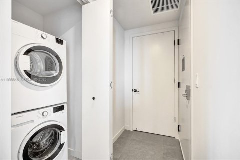 Купить кондоминиум в Майами, Флорида 2 спальни, 77.57м2, № 2060506 - фото 10