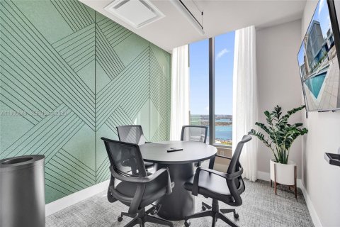 Купить кондоминиум в Майами, Флорида 2 спальни, 77.57м2, № 2060506 - фото 26