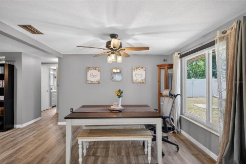 Villa ou maison à vendre à Port Richey, Floride: 2 chambres, 119.01 m2 № 2204440 - photo 9