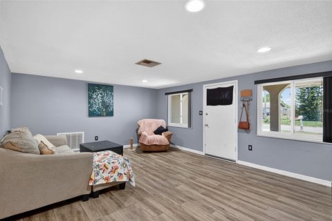 Villa ou maison à vendre à Port Richey, Floride: 2 chambres, 119.01 m2 № 2204440 - photo 5