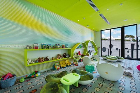 Купить кондоминиум в Майами, Флорида 2 спальни, 87.7м2, № 2062093 - фото 26